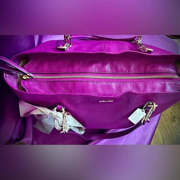 COACH Pebbled Leather Tote Shoulder Bag Magenta Pink Gold Hardware - 2 Hang Tags - Picture 11 of 14